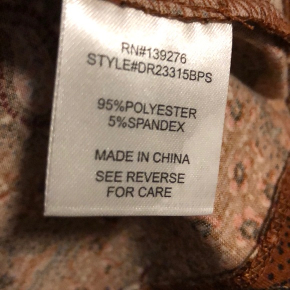 Soft printed long sleeve with thumb slots- XL - Picture 6 of 6